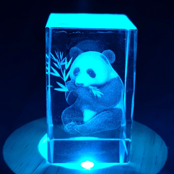 Panda Bear Crystal USB Light - Picture 4 of 6